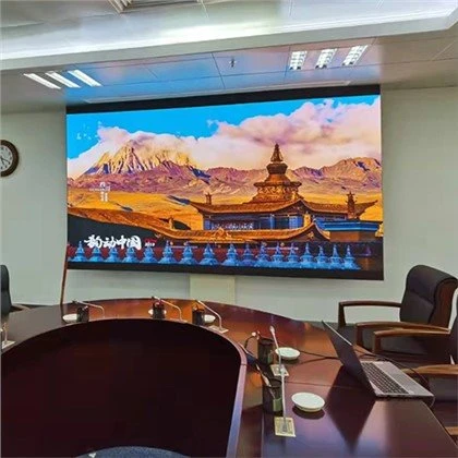 P2 LED videófal